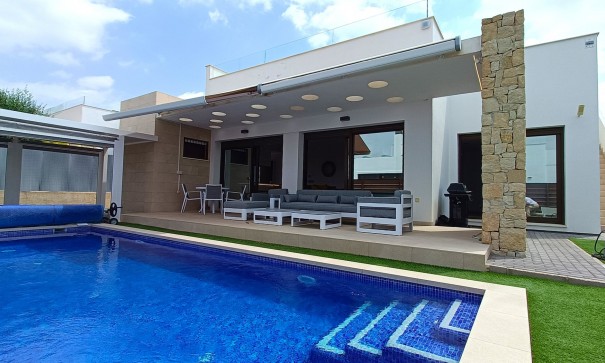 Återförsäljning - Fristående villa -
Entre Naranjos - Vistabella Golf - Vistabella Golf