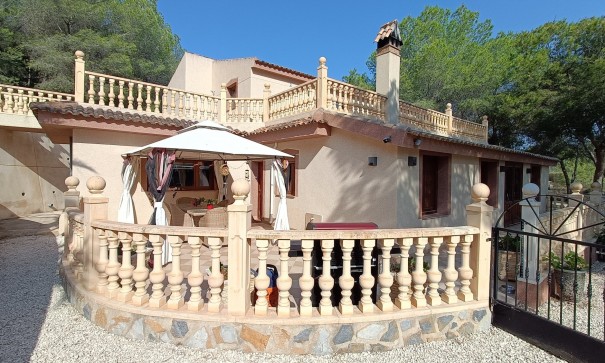 Videresalg - Fritliggende villa -
Torremendo