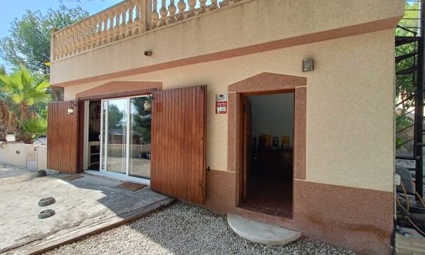 Videresalg - Fritliggende villa -
Torremendo