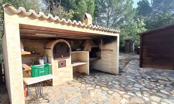 Återförsäljning - Finca lantlig egendom -
Gea y Truyols