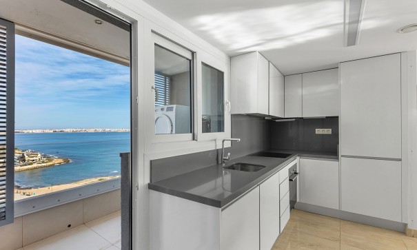 Sprzedaż - Apartament mieszkanie -
Torrevieja - Punta Prima