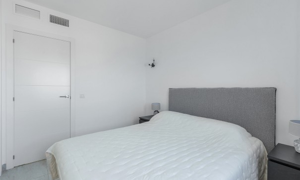 Sprzedaż - Apartament mieszkanie -
Torrevieja - Punta Prima