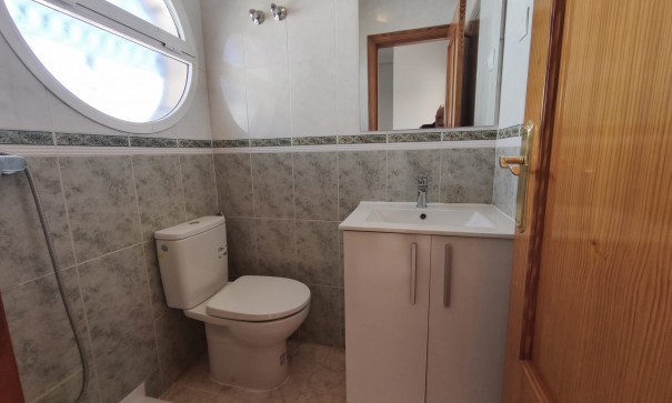 Resale - Wohnung Appartement -
Torrevieja