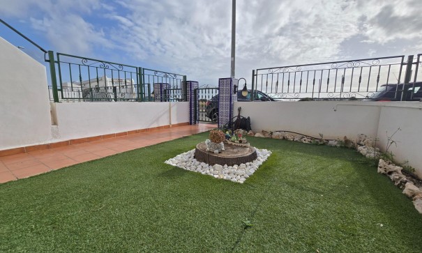 Wynajem długoterminowy - Apartament mieszkanie -
Orihuela Costa - Villamartín