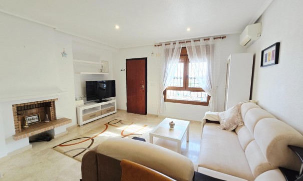 Wynajem długoterminowy - Apartament mieszkanie -
Orihuela Costa - Villamartín