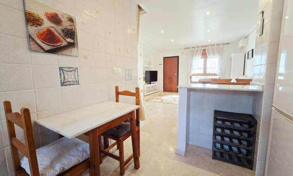 Wynajem długoterminowy - Apartament mieszkanie -
Orihuela Costa - Villamartín
