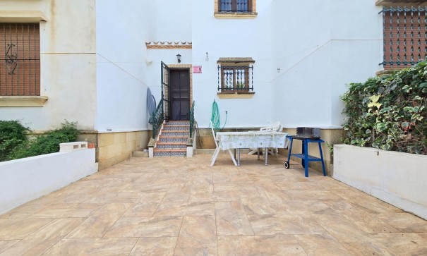 Wynajem długoterminowy - Apartament mieszkanie -
Orihuela Costa - Villamartín