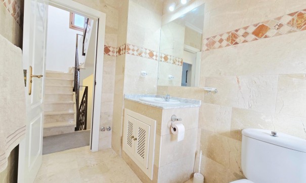 Wynajem długoterminowy - Apartament mieszkanie -
Orihuela Costa - Villamartín