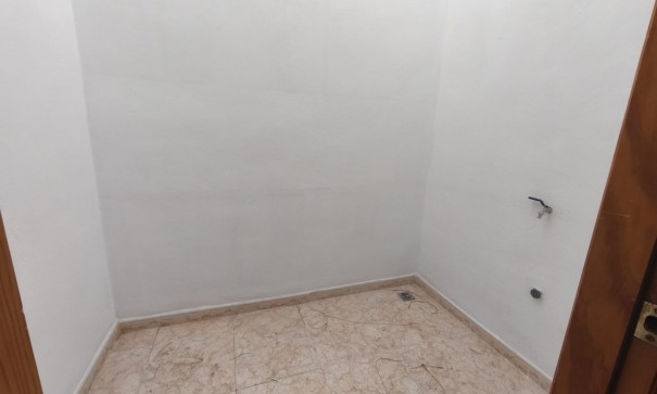 Återförsäljning - Villa i parhus -
Orihuela Costa