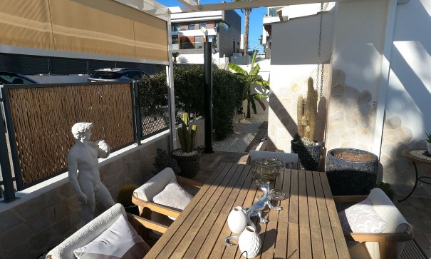 Återförsäljning - Fristående villa -
Algorfa - La Finca Golf