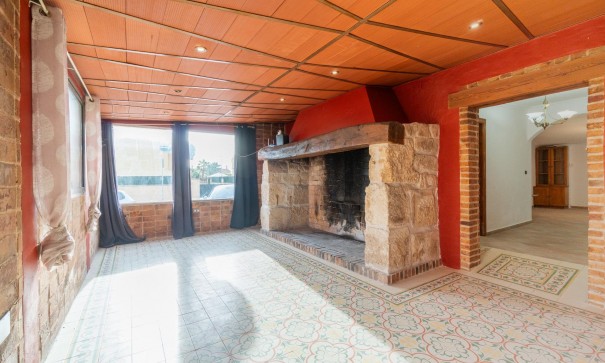 Sprzedaż - Willa wolnostojąca -
Torrevieja - Los altos