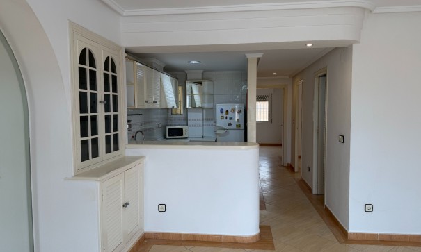 Sprzedaż - Apartament mieszkanie -
Torrevieja - Los Locos