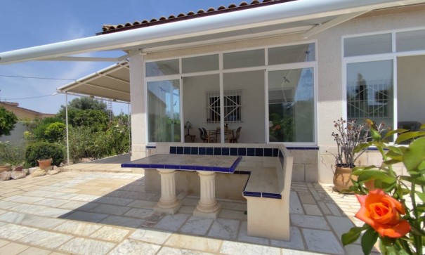 Sale - Finca Country Property -
Albatera