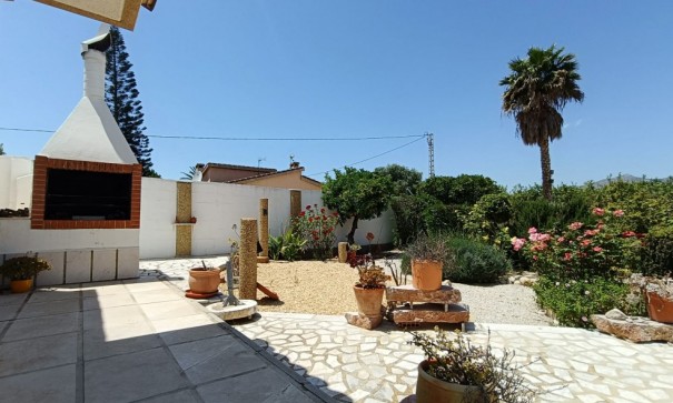 Sale - Finca Country Property -
Albatera