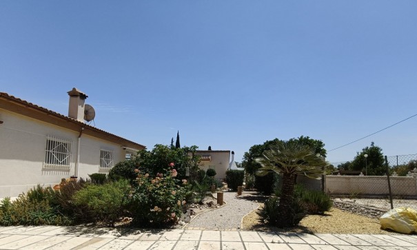 Sale - Finca Country Property -
Albatera