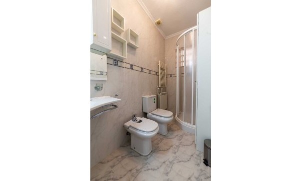 Återförsäljning - Finca lantlig egendom -
Albatera