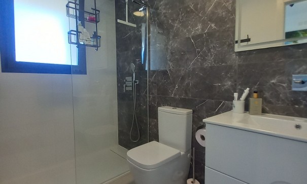 Videresalg - Lejlighed lejlighed -
San Miguel de Salinas