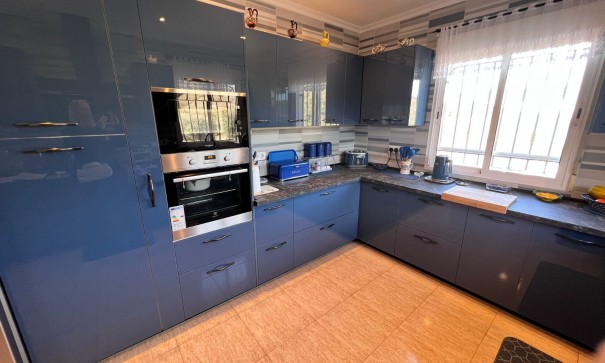 Återförsäljning - Finca lantlig egendom -
La Zarza