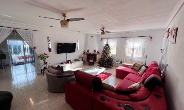 Återförsäljning - Finca lantlig egendom -
La Zarza