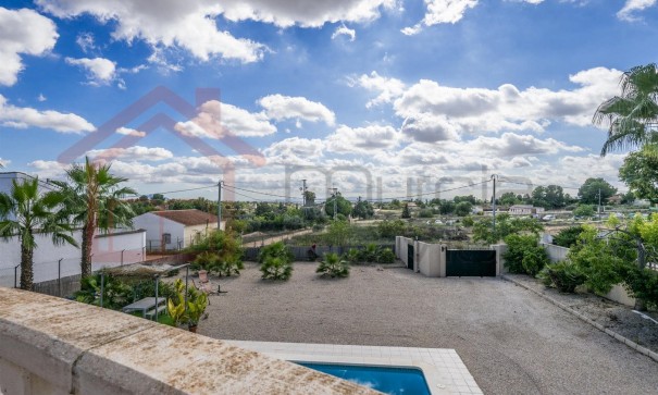 Resale - Freistehende Villa -
Valle del Sol