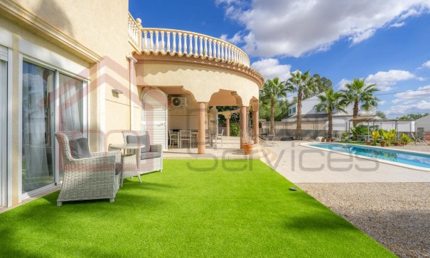 Resale - Freistehende Villa -
Valle del Sol