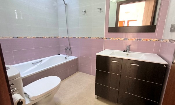 Videresalg - Lejlighed lejlighed -
Benijofar