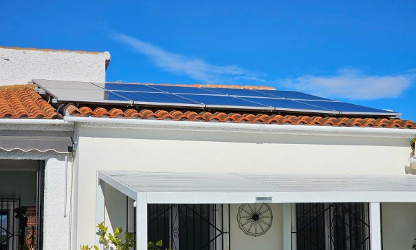 Herverkoop - Vrijstaande Villa -
La Marina