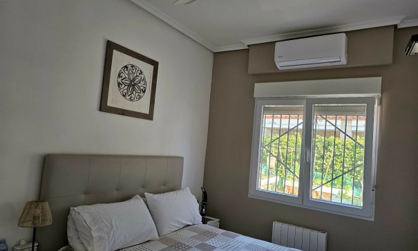 Herverkoop - Vrijstaande Villa -
La Marina