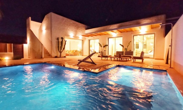 Nowa konstrukcja - Willa wolnostojąca -
Benijofar - Center