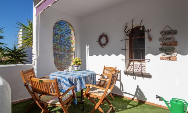 Återförsäljning - Villa i parhus -
Villamartín - Fortuna