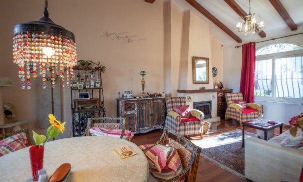 Återförsäljning - Villa i parhus -
Villamartín - Fortuna