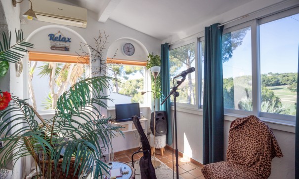 Återförsäljning - Villa i parhus -
Villamartín - Fortuna