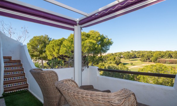 Återförsäljning - Villa i parhus -
Villamartín - Fortuna