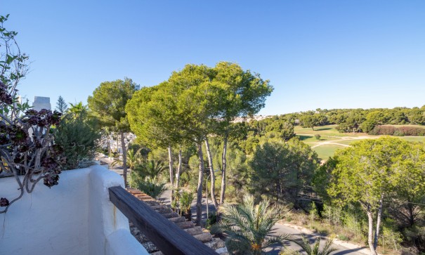 Återförsäljning - Villa i parhus -
Villamartín - Fortuna