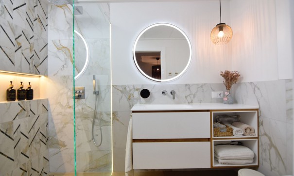 Herverkoop - Stadswoning -
La Florida