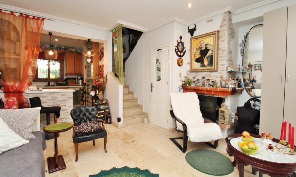 Återförsäljning - Radhus -
Villamartín - PAU 8