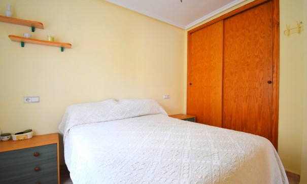 Återförsäljning - Villa i parhus -
Orihuela Costa - Playa Flamenca