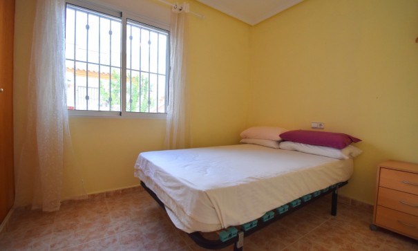 Återförsäljning - Villa i parhus -
Orihuela Costa - Playa Flamenca