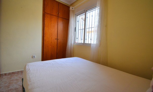 Återförsäljning - Villa i parhus -
Orihuela Costa - Playa Flamenca