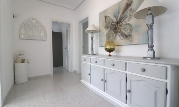 Återförsäljning - Fristående villa -
Algorfa - Lomas de La Juliana