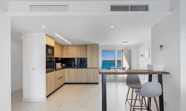 Resale - Wohnung Appartement -
Torrevieja - Punta Prima