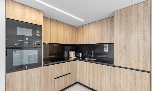 Resale - Wohnung Appartement -
Torrevieja - Punta Prima