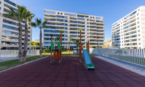 Resale - Wohnung Appartement -
Torrevieja - Punta Prima