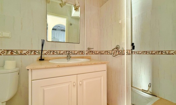 Resale - Stadthaus -
Orihuela - Orihuela Costa