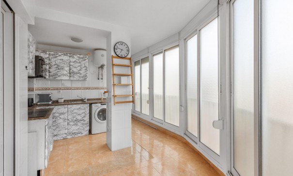 Revente - Appartement -
Torrevieja - Playa del cura