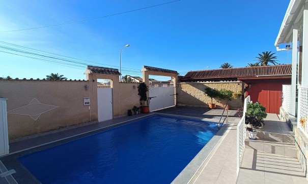 Sprzedaż - Willa wolnostojąca -
La Siesta - El Salado - Torreta - La Siesta