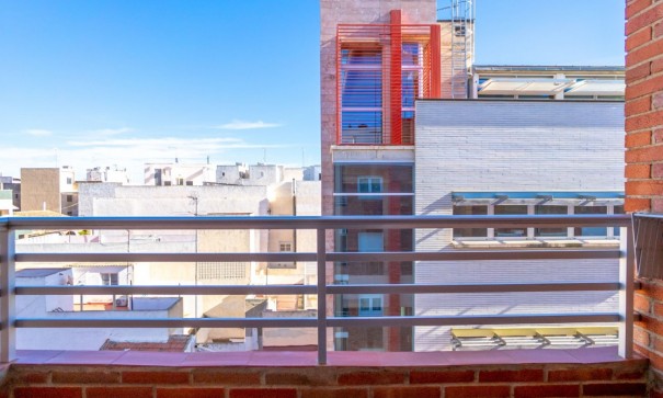 Resale - Wohnung Appartement -
Torrevieja