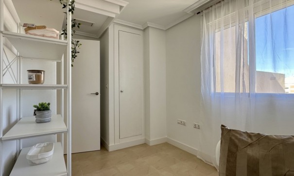 Venta - Apartamento piso -
Torrevieja
