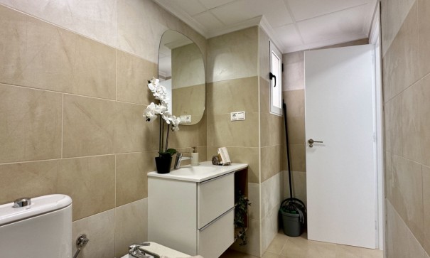 Venta - Apartamento piso -
Torrevieja