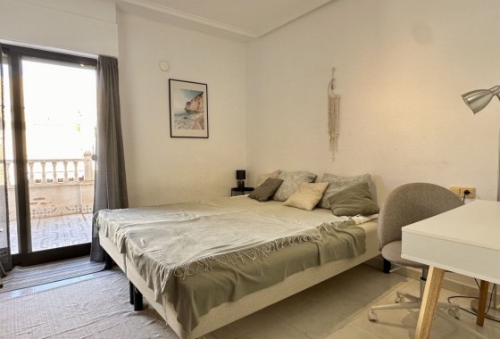 Herverkoop - Appartement / Flat -
Torrevieja